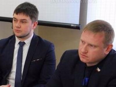 Член секты «Слово Жизни» Антон Дмитриев (слева) и его покровитель Антон Демченко (фото ИА "Версия-Саратов")