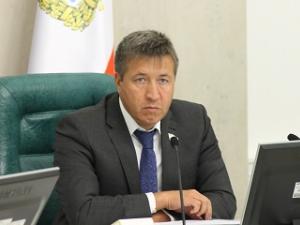 на фото глава Балаковского района Александр Соловьев