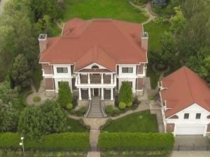 Дом тещи главы Пенсионного фонда РФ на Рублевке