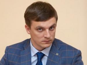 На фото - Сергей Дмитриев (фото с сайта администрации Псковской области)